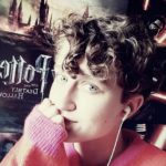 mannersmakethfangirl avatar